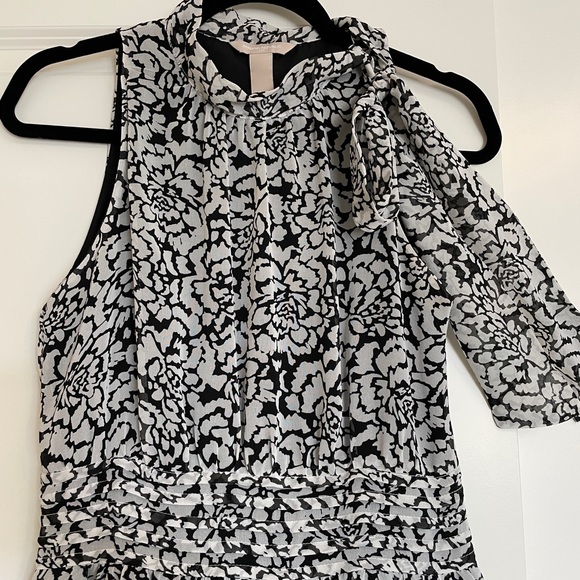 BANANA REPUBLIC black and white floral dress - Picture 2 of 11